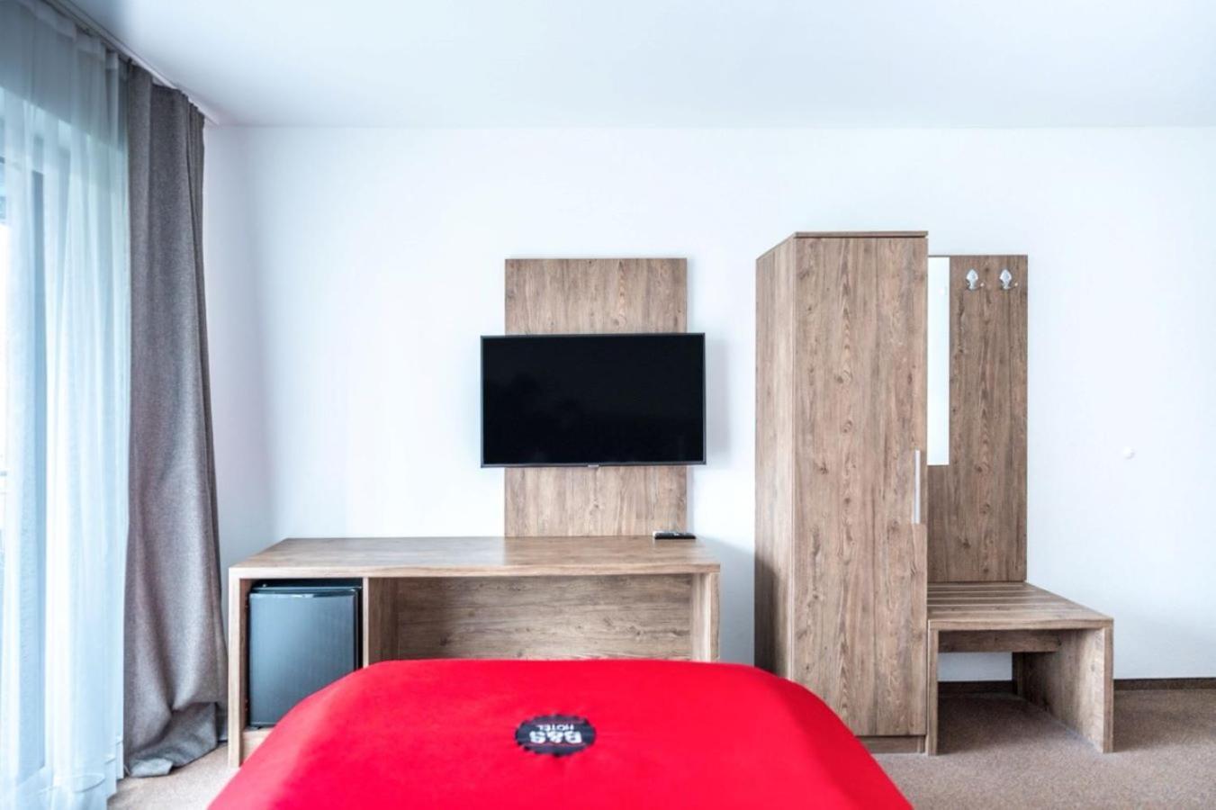 B&S Hotel Weißenhorn Екстериор снимка